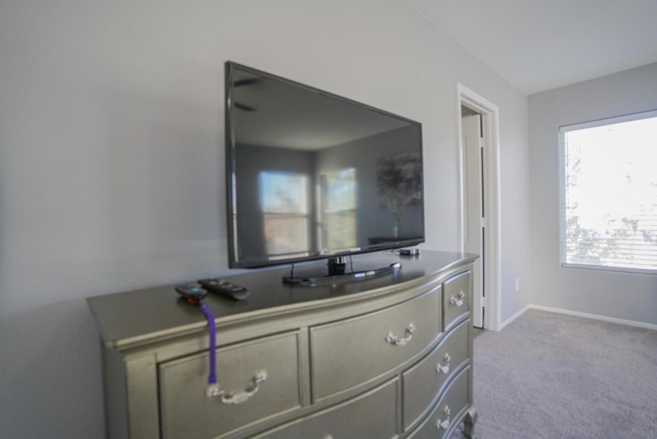 Ultra Modern Las Vegas Home 20Min From The Strip Exterior photo